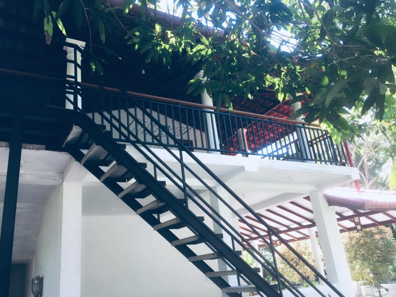 Casa Blanca Ξενοδοχείο Ahangama Εξωτερικό φωτογραφία